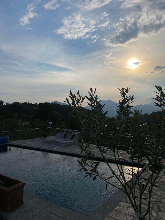 Villa Pavone 코렐리아안텔미넬리 외부 사진